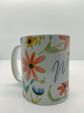 Load image into Gallery viewer, Floral Pattern "Mamá" Mug
